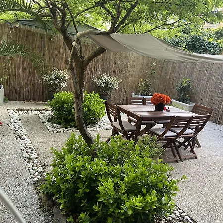 Paradise فندق مبيت وإفطار 3*
