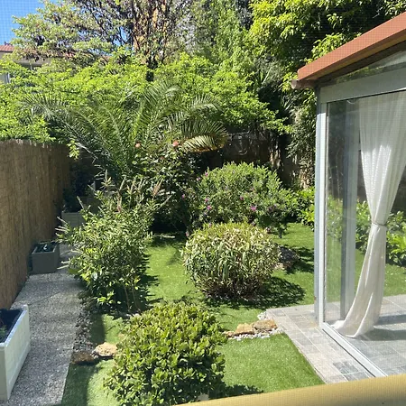 Paradise ليفورنو