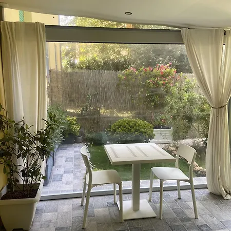 Paradise فندق مبيت وإفطار 3*